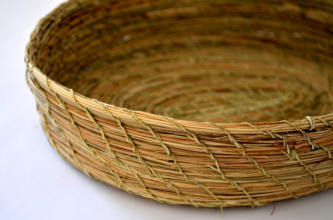  - canasto-fibra-chiloe-ñocha-cesteria-artesania-panera-manos-del-alma-chile.JPG