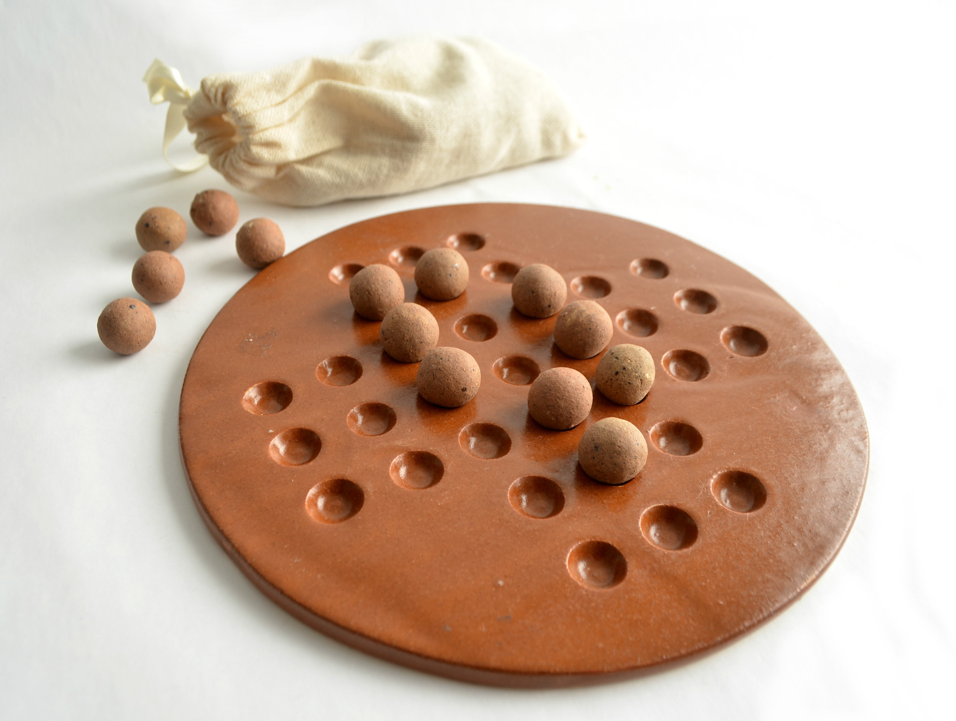  - gres-ceramica-solitario-juegos-adornos-regalos-artesania-manos-del-alma-chile-2.2,.jpg