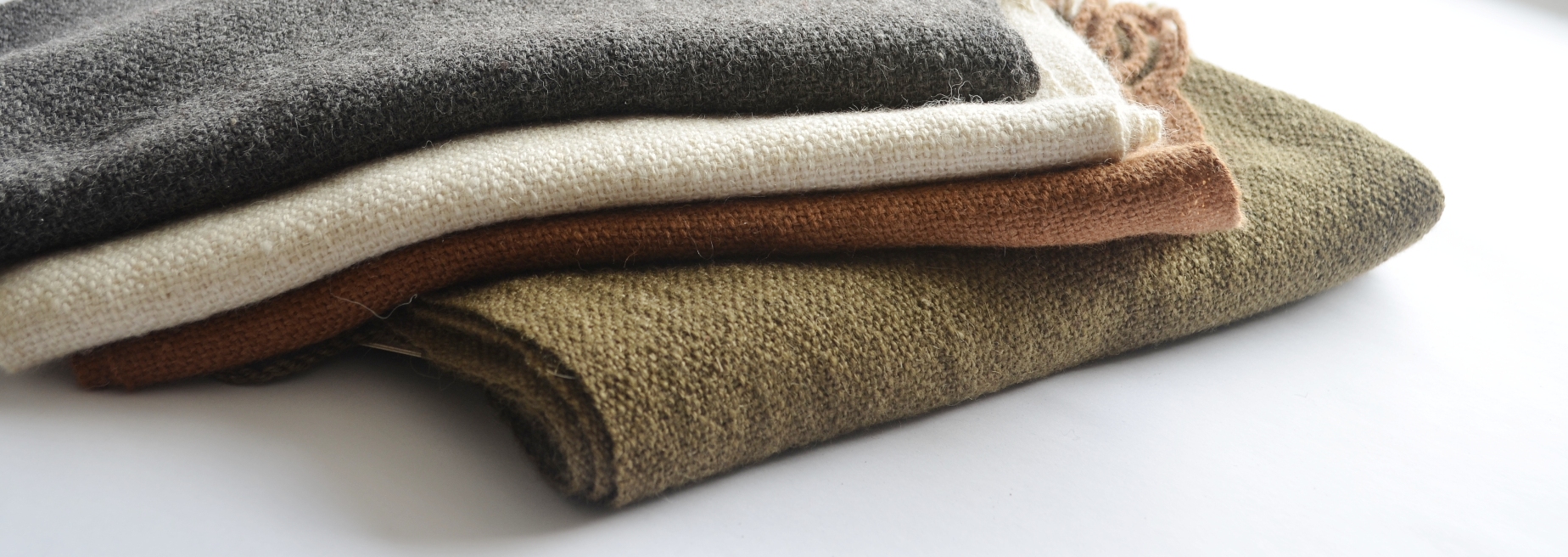  - alpaca-regalo-bufanda-hombre-telar-textil-lana-otono-invierno-calor-cumpleaños-artesania-manos-del-alma.JPG