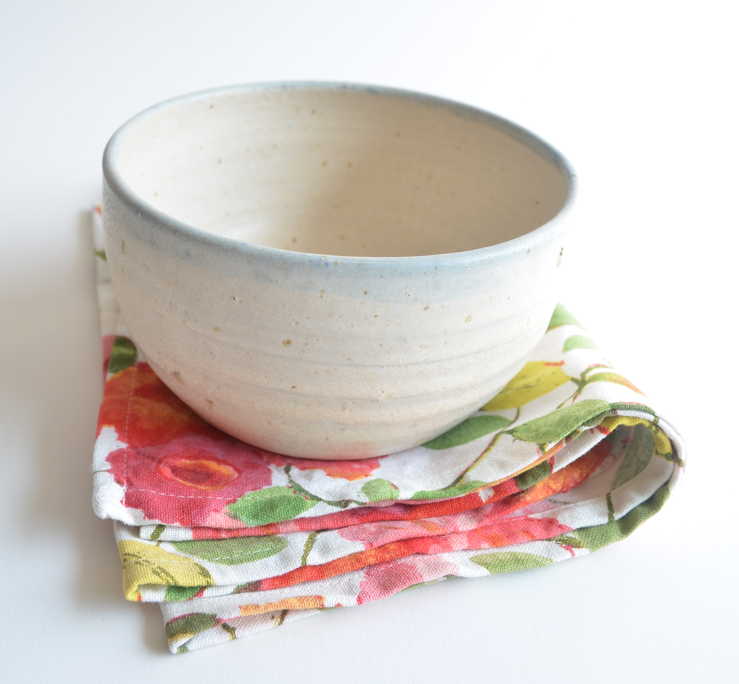  - Fuente cerámica gres y paños algodón estampado Manos del Alma.JPG