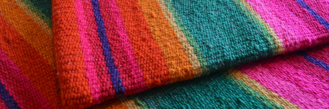  - manos-del-alma-chile-textiles-andinos-color-telar.JPG