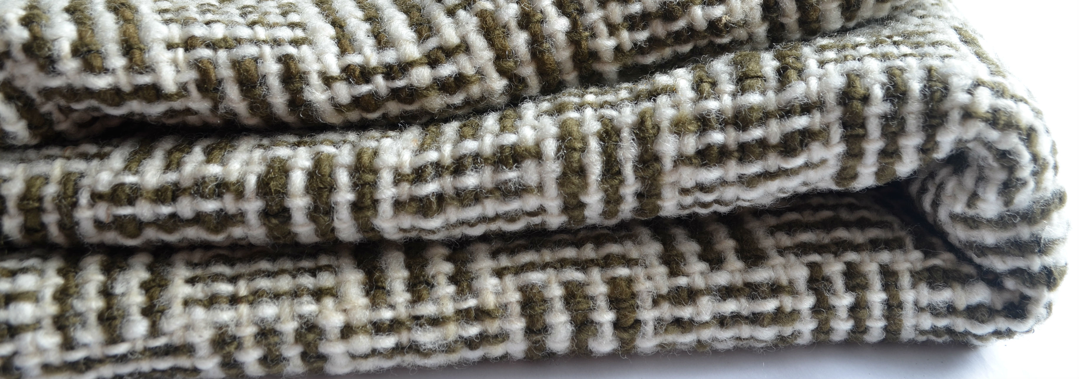  - lana-oveja-chilota-isla-chiloe-telar-mapuche-piecera-chal-echarpe-regalo-dia-madre-manos-del-alma.jpg