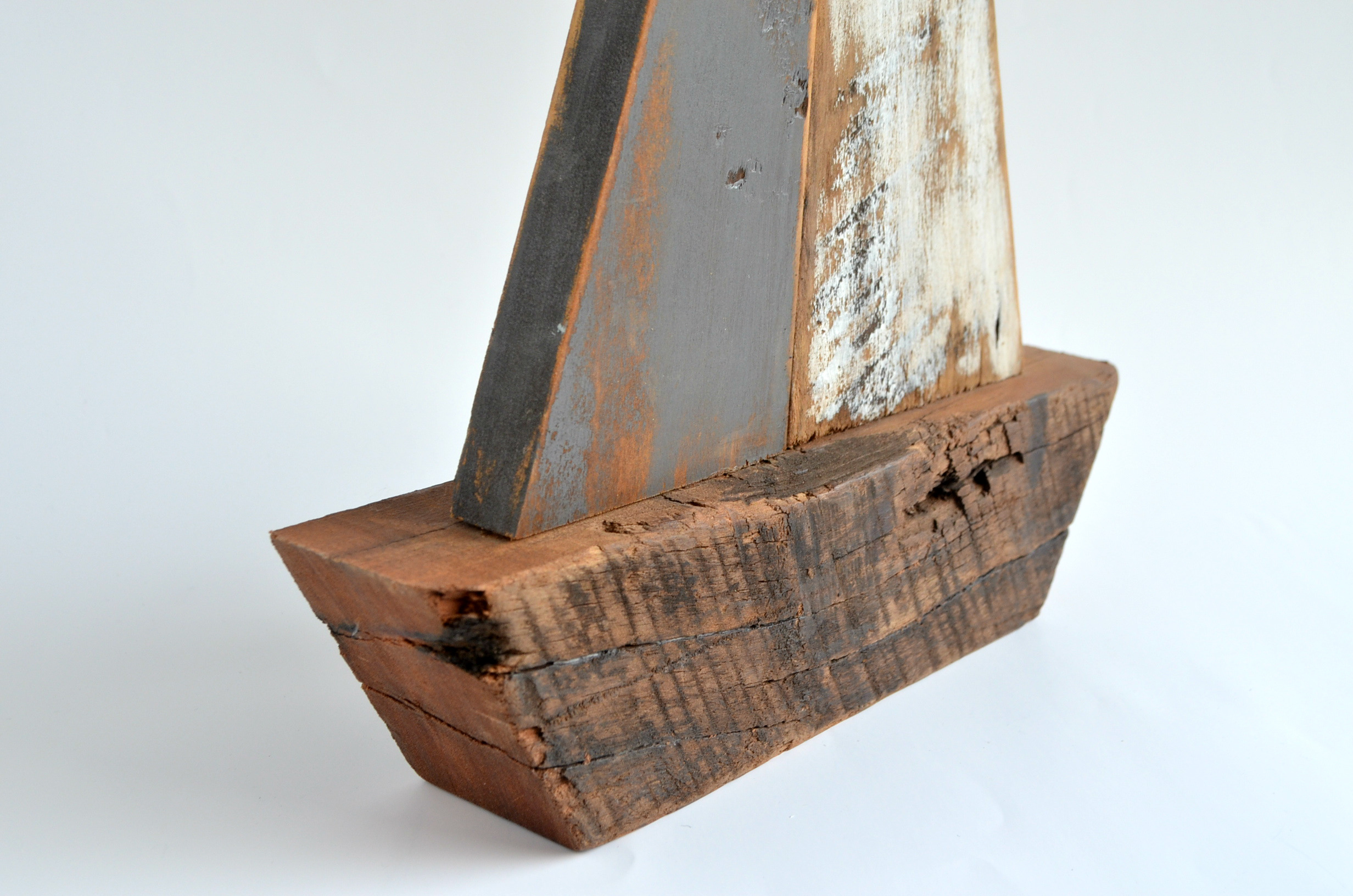  - 8.60-madera-roble-escultura-reciclado-decoracion-nautico-regalo-matrimonio-segunda-casa-playa-lago-manos-del-alma-bote-velero-.JPG