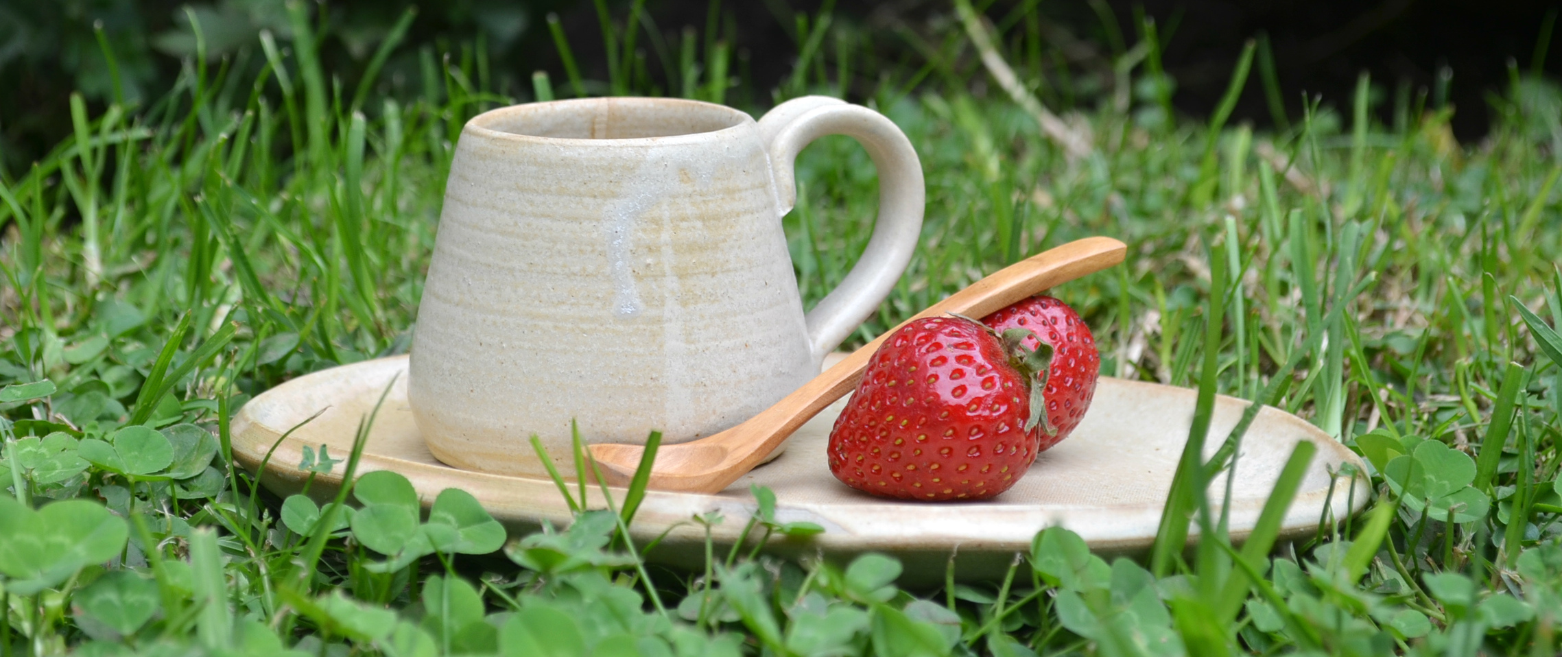  - taza-cafe-espresso-picnic-madera-olivo-regalo-mama-papa-matrimonio-manos-del-alma-chile.jpg