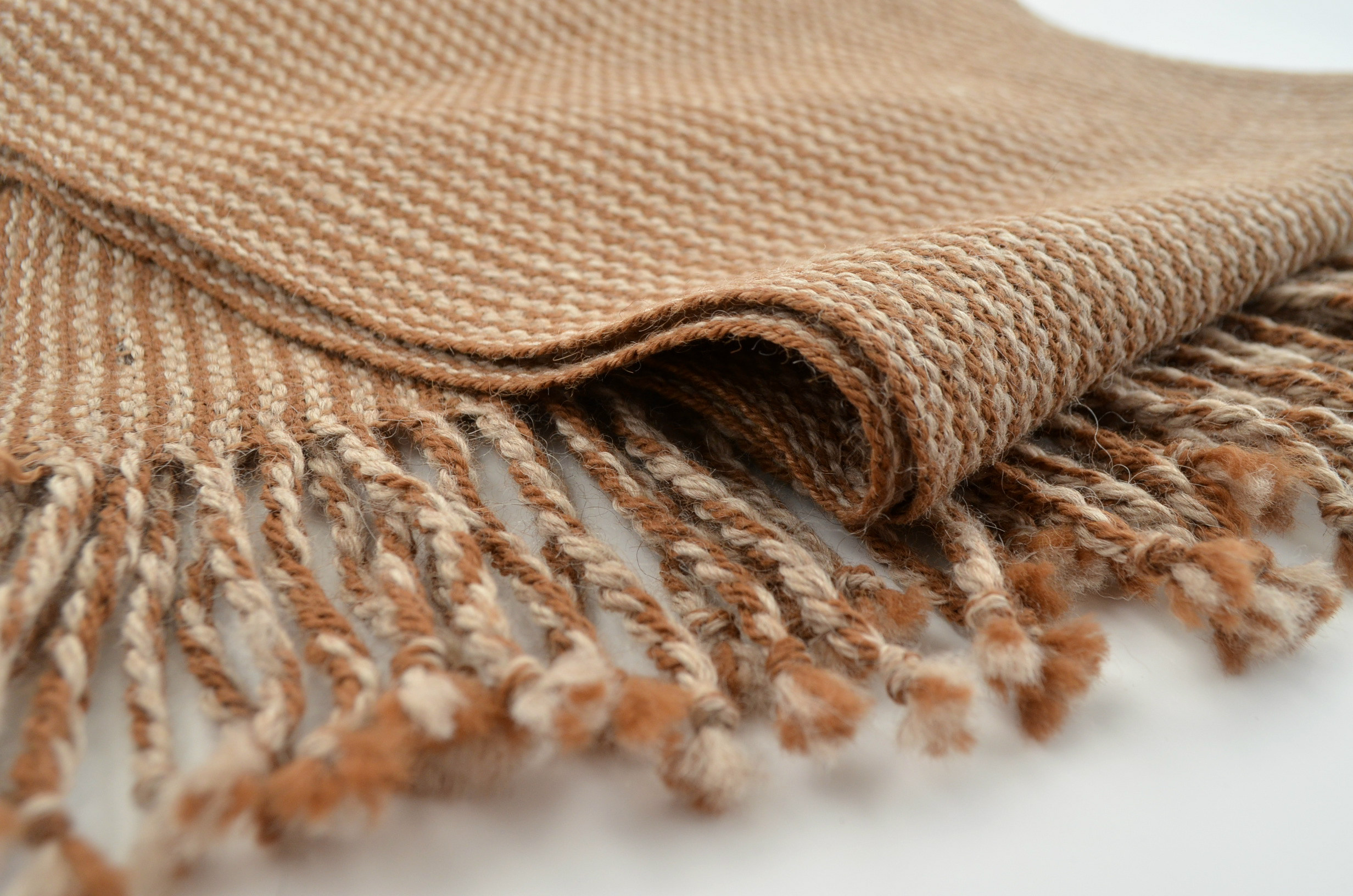  - 6.66-bufanda-tejida-telar-aymara-andino-alpaca-chal-echarpe-regalo-manos-del-alma-hecho-a-mano.JPG