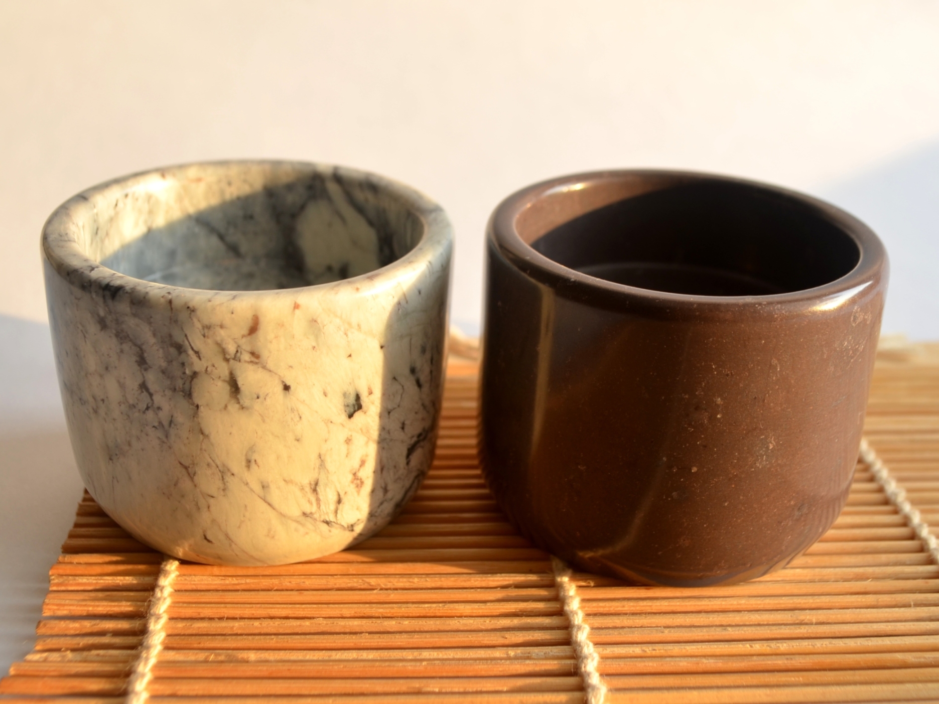  - 1.27-set-salero-sal-pimienta-pimentero-alcuza-especias-cahuil-marina-piedra-combarbala-combarbalita-ovalle-marmol-manos-del-alma-gourmet.JPG