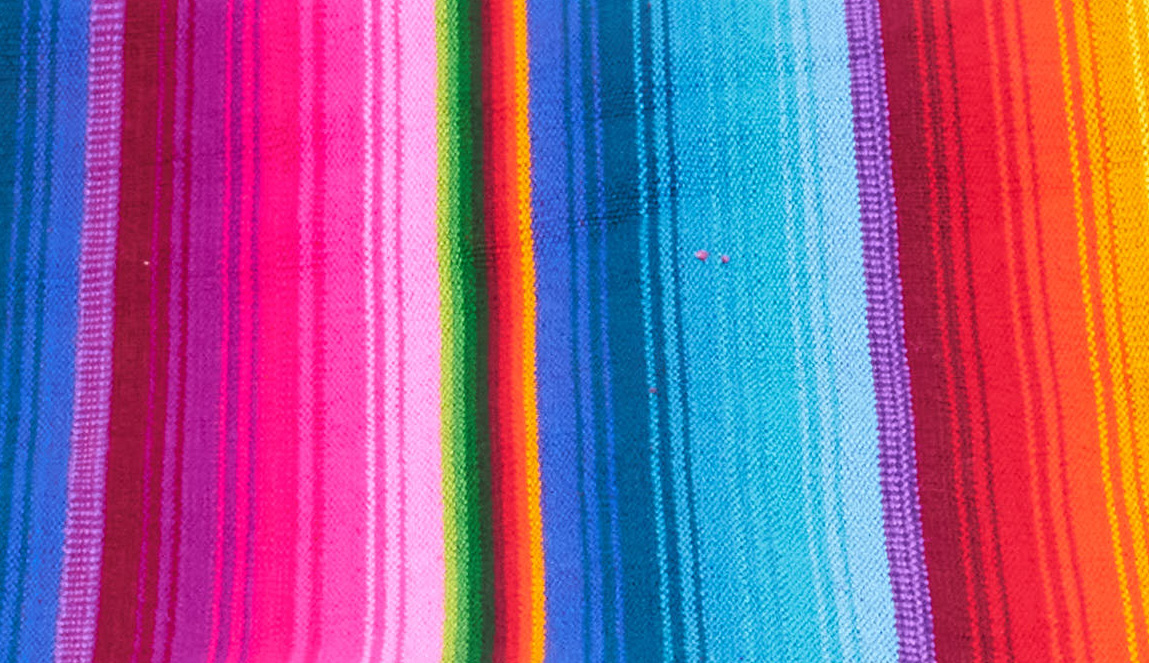  - J.10b-manta-cubrecama-piecera-tapiz-listas-color-guatemala-centroamerica-telar-andino-manos-de-america-deco-decoracion-regalos-de-matrimonio.jpg