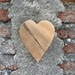 Corazones de madera - adorno para la pared corazon de madera reciclada decoracion cafe claro mediano.JPG.jpg