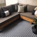 Sofá de pallet en L con cojines de 200 por 200 cm - sofá en L de 200 por 200 de madera de pallets reciclados con cojines 1.jpg