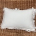Cojín decorativo de exterior premium de 40 por 25 cm - cojin decorativo rectangular de exterior blanco con flecos blancos.jpg