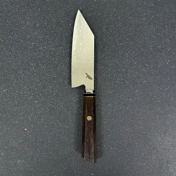 Cuchillo Tsuki