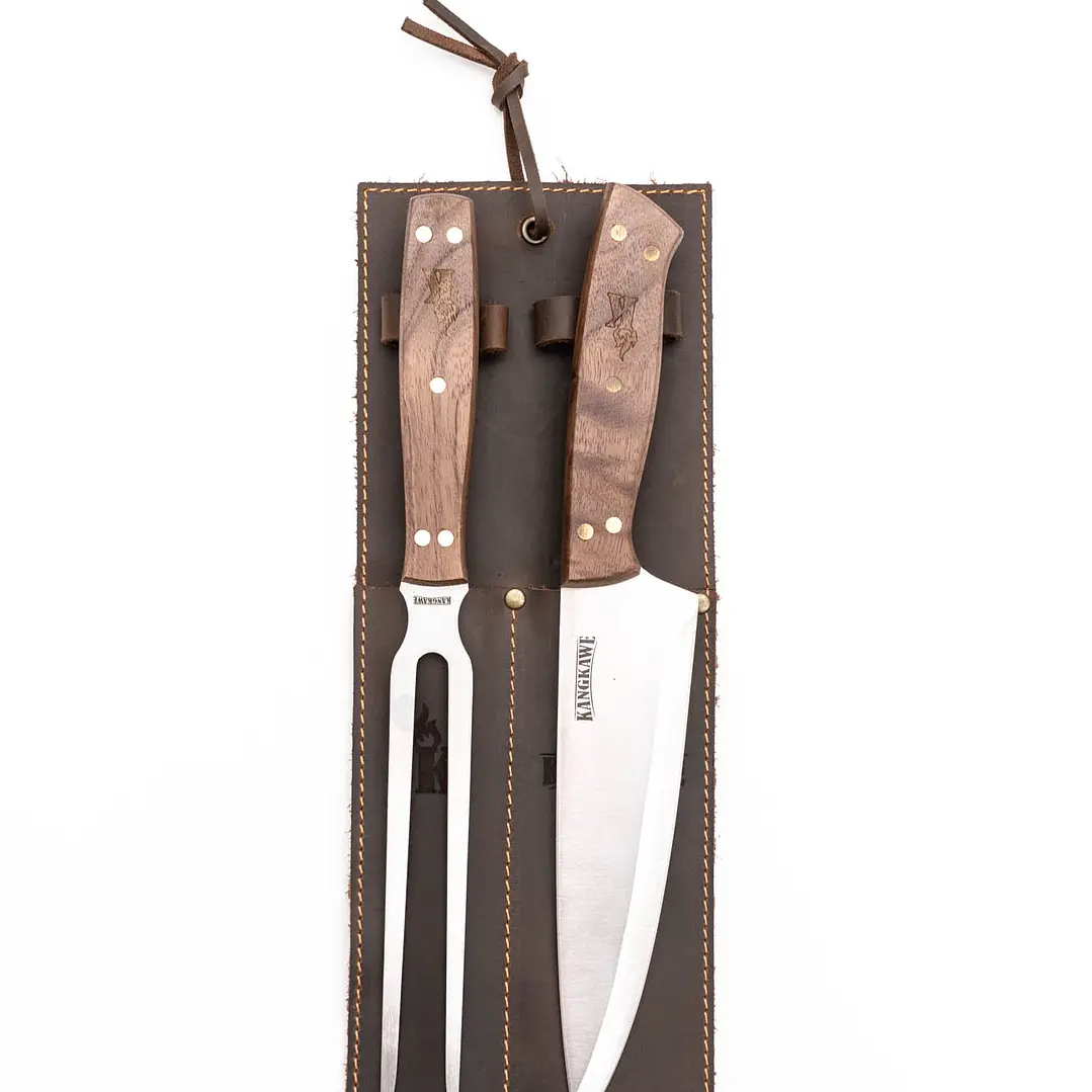  - TENEDOR MAS CUCHILLO CON FUNDA DE CUERO.webp
