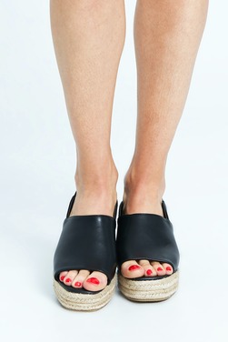 Sandalia Nala Negro - Sandalia Nala Negro Bbz Barbizon 2.jpg
