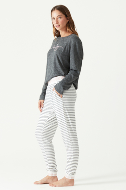 Pijama Delfi Gris - 38209 copia.jpg