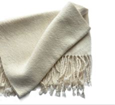 Bufanda tejida a telar en alpaca blanca 100% natural