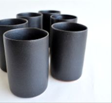 Juego de 6 vasos negros en cerámica gres