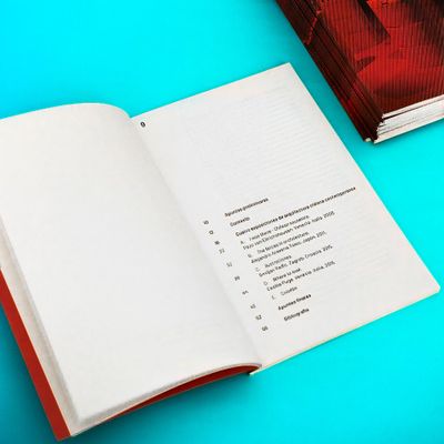 En bruto. A propósito de los modelos matéricos exhibidos en cuatro exposiciones internacionales de arquitectura chilena contemporánea