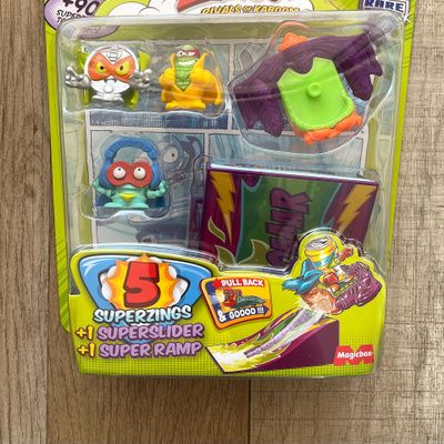 Superzings Serie 3 - Blister 5 Figuras -Figura Plateada Silver Jhonny